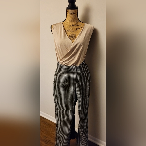Knit Pants - Picture 1 of 4